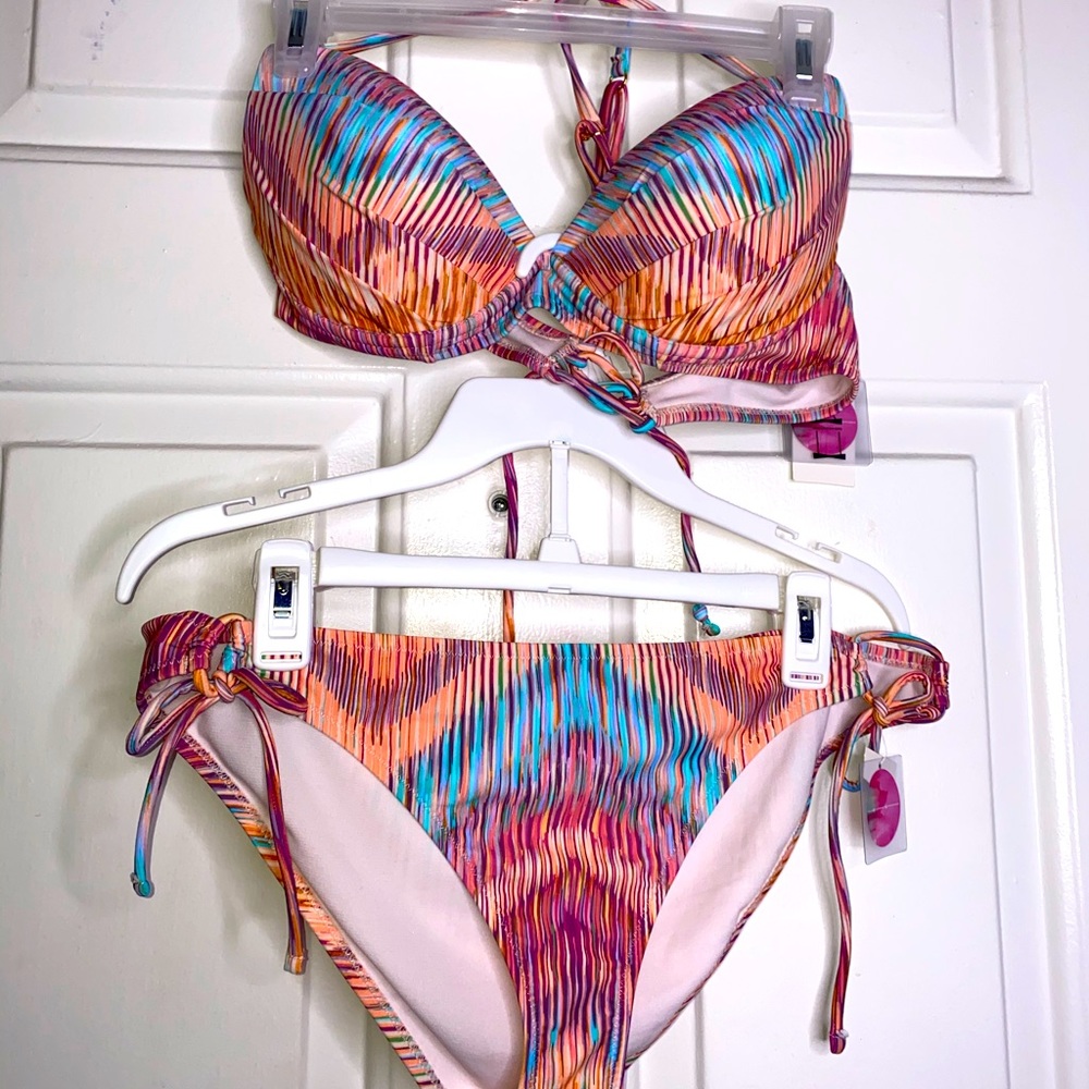 Raisins Women's Bikini Size XL Underwire Push-Up